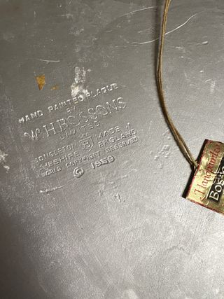 Piatti decorativi in gesso con fiori