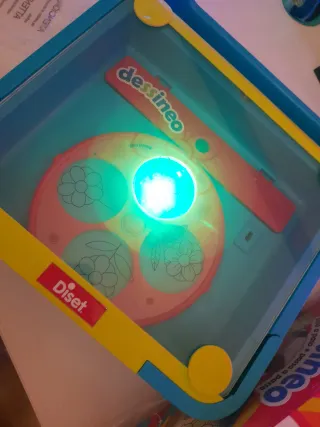 Proyector Dibujo Dessineo DISET.+4años.