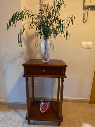 Mesita auxiliar vintage de madera