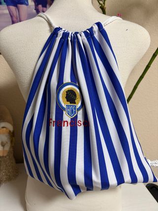 Mochila con escudo Hércules bordado