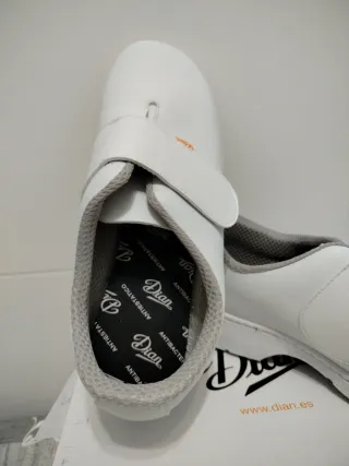 Zapatos de trabajo blancos Dian