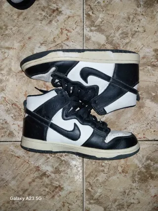 Nike Dunk High Panda