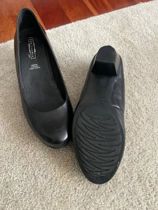 Zapatos de piel Talla 37 Negros