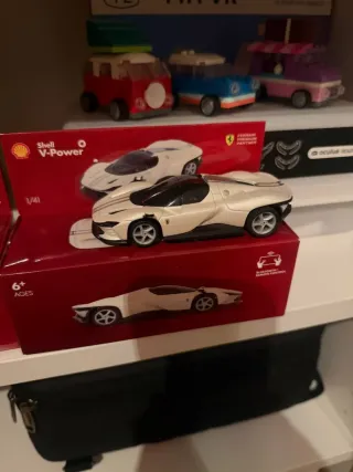 Colección Ferrari Shell V-Power teledirigidos