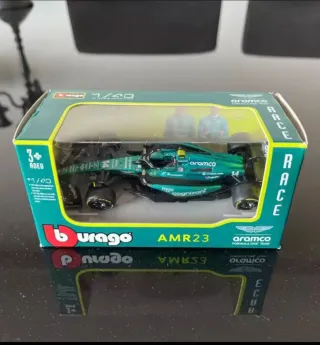 Burago AMR23 Aston Martin F1 1:43 fernando alonso