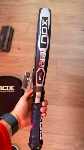 Nox AT Luxury Genius 18K Padel Racket