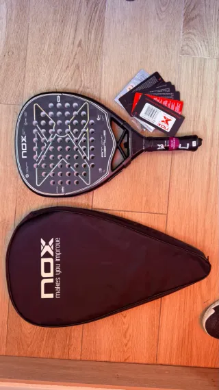 Nox AT Luxury Genius 18K Padel Racket