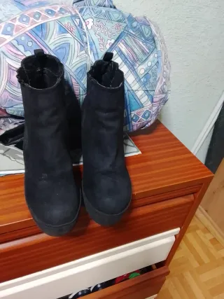 Botines plataforma negros talla 38