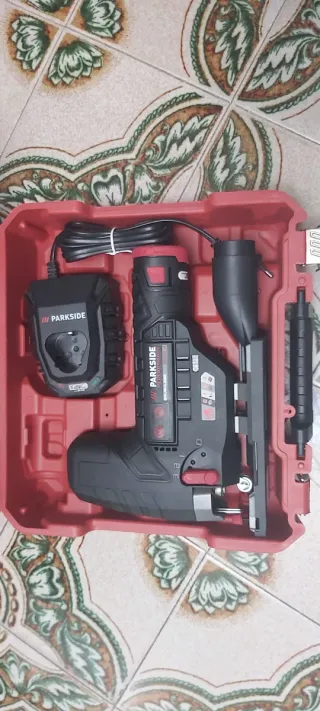 Caladora Parkside 12V Performance Recargable