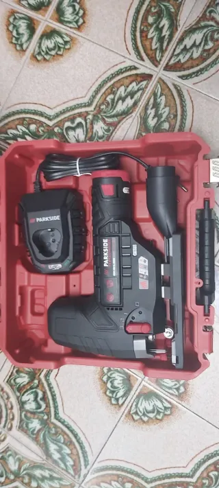 Caladora Parkside 12V Performance Recargable