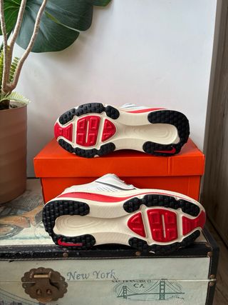 Nike Vomero 18 - Zapatillas Running Blancas Rojas