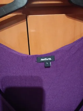 Blusa morada con botones