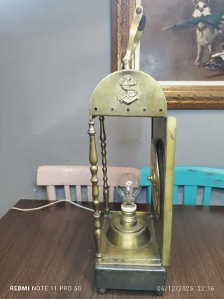 Lámpara antigua diseño marítimo