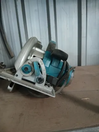 Sierra Circular Makita y Bosch