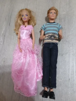 Muñecos Barbie y Ken