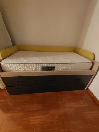 Cama juvenil con cajones y nido