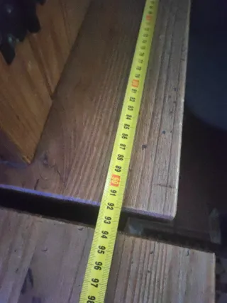 Muebles Mexicano de Madera y vitrina de Cristal