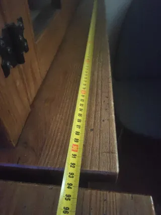 Muebles Mexicano de Madera y vitrina de Cristal