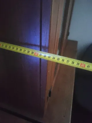 Muebles Mexicano de Madera y vitrina de Cristal