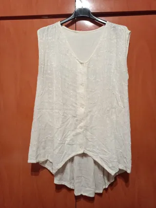 Blusa sin mangas cruda