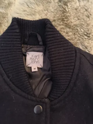 Chaqueta bomber Karl Marc John negra y gris