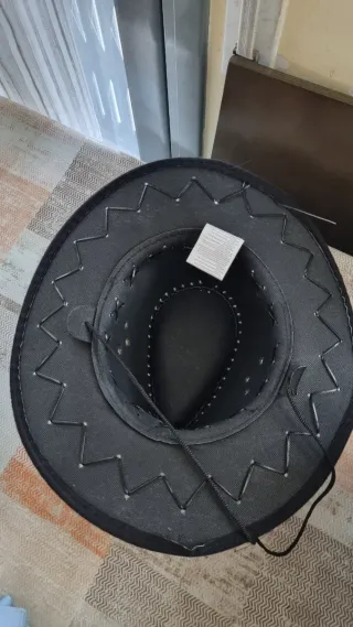 Gorro cowboy western negro. Es gorro para disfraz