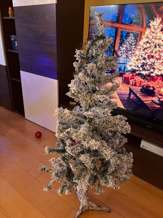 Árbol de Navidad nevado artificial