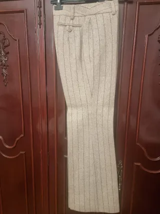 Pantalón lana beige rayas