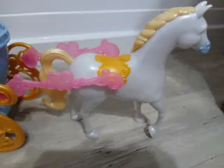 Carroza de Cenicienta con caballo