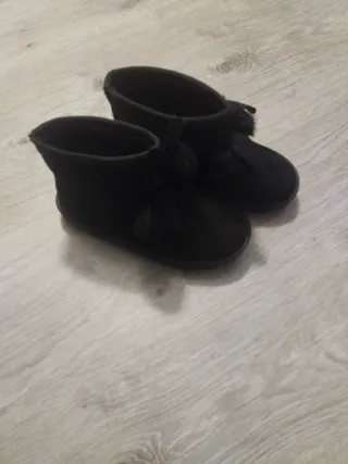 Botas niña negras talla 32