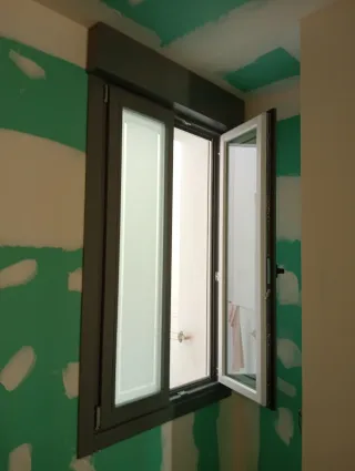 Comercial carpintería y ventanas