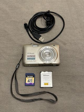Nikon Coolpix S3100 – Ideal para viajes y 14MP