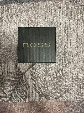 Reloj i correa de Hugo Boss plateado y blanco