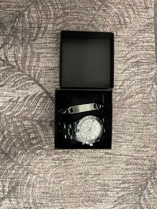 Reloj i correa de Hugo Boss plateado y blanco