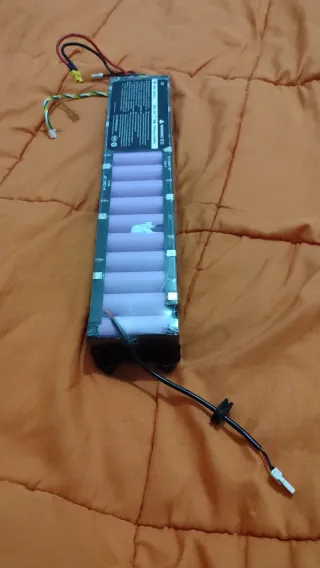 Batería Patinete Xiaomi para reparar