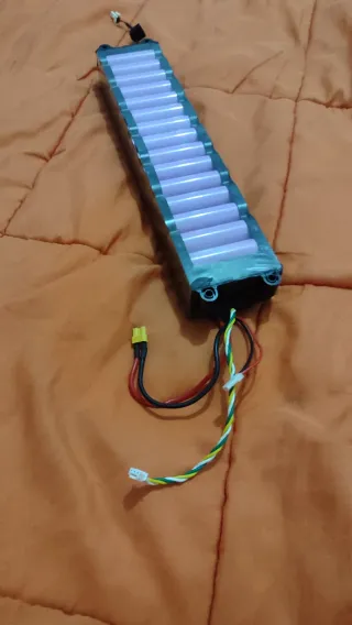 Batería Patinete Xiaomi para reparar