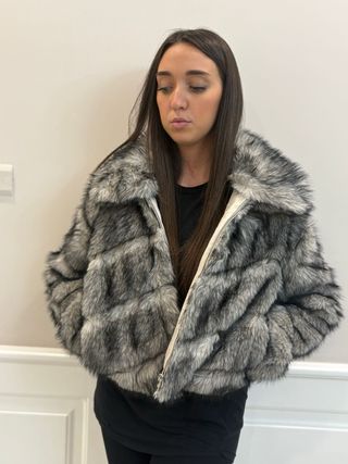 Pelliccia donna grigia zip tg M/L nuova