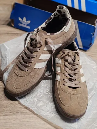 Scarpe Adidas Beige/Bianco