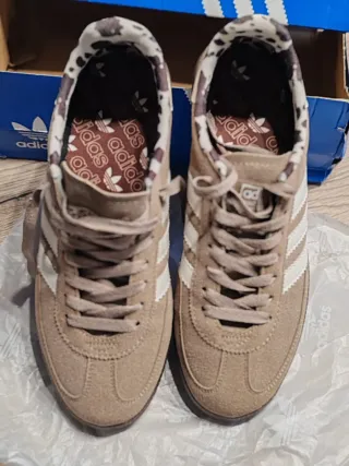 Scarpe Adidas Beige/Bianco