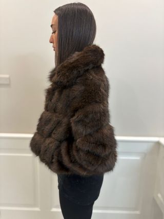 Pelliccia donna marrone con zip TG ML nuovo