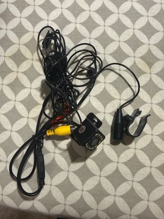 Cámara trasera coche y micrófono