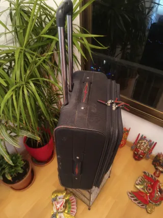 Maleta trolley grande L'Alpina negra