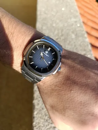 Relógio Poedagar Azul e Prata