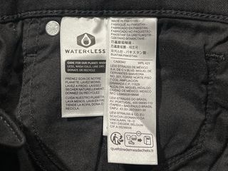 Levi's 312 Shaping Slim 31W / 30L