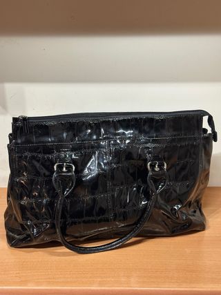 Bolso grande charol negro