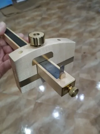 Gramil de carpintería ebanista