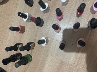 Lote pintauñas y decoraciones de uñas