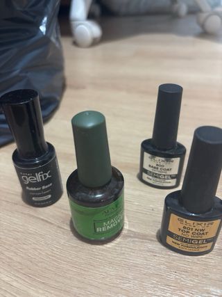 Lote pintauñas y decoraciones de uñas