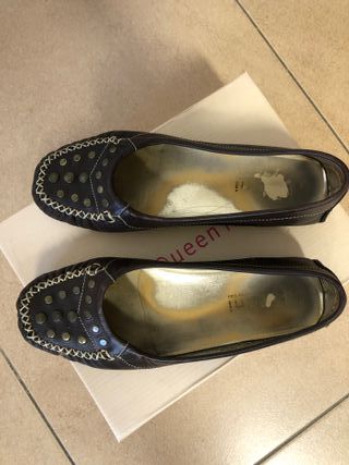 Zapatos piel mujer t.37 tachuelas
