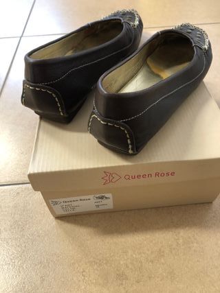 Zapatos piel mujer t.37 tachuelas